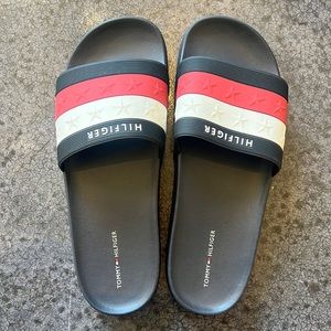 Brand New Tommy Hilfiger Dulce Navy Slides, Red and White striped with stars